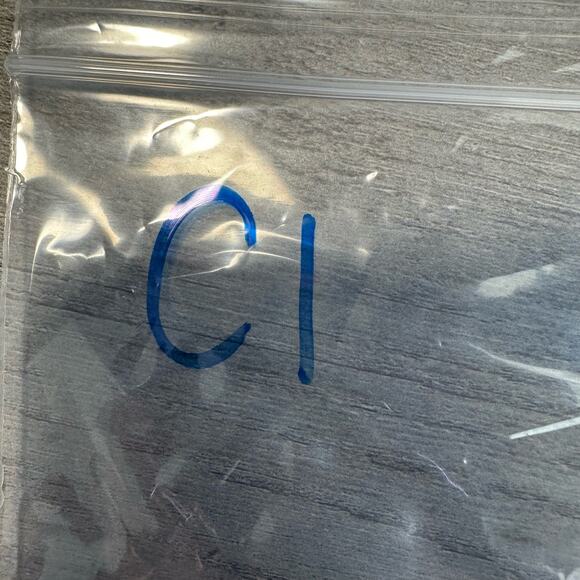 Brooks Running Striped Ombre Cropped Leggings Medium - Picture 9 of 9